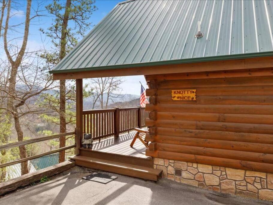 Вилла Breathtaking Views Of The Smokies, 3 Mins To Гатлинбург Экстерьер фото