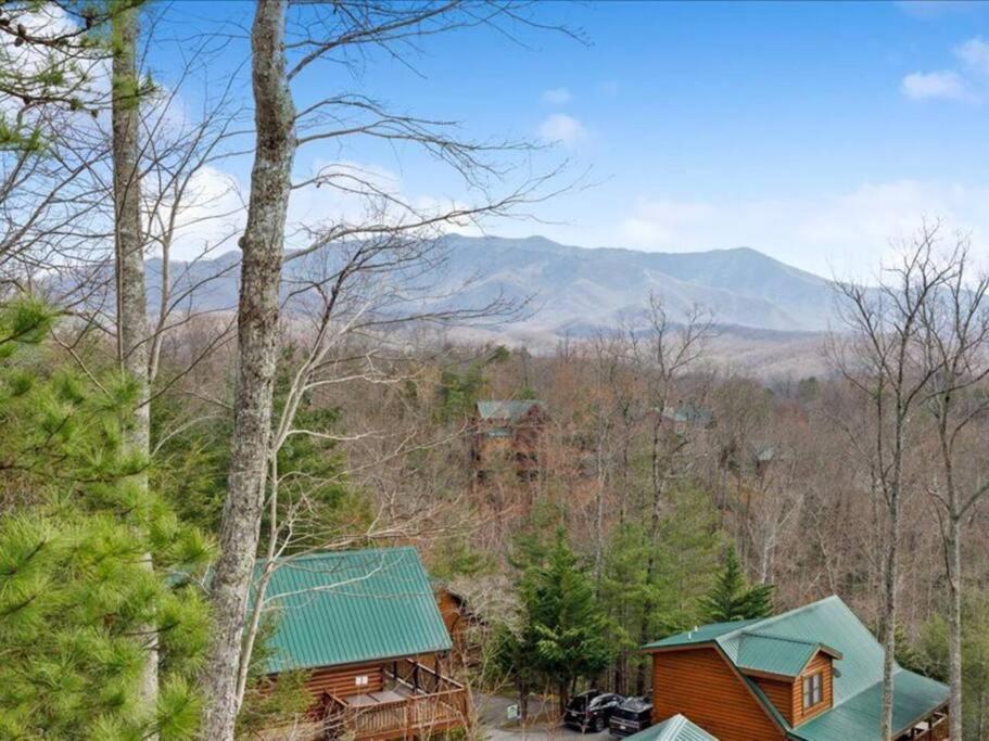 Вилла Breathtaking Views Of The Smokies, 3 Mins To Гатлинбург Экстерьер фото